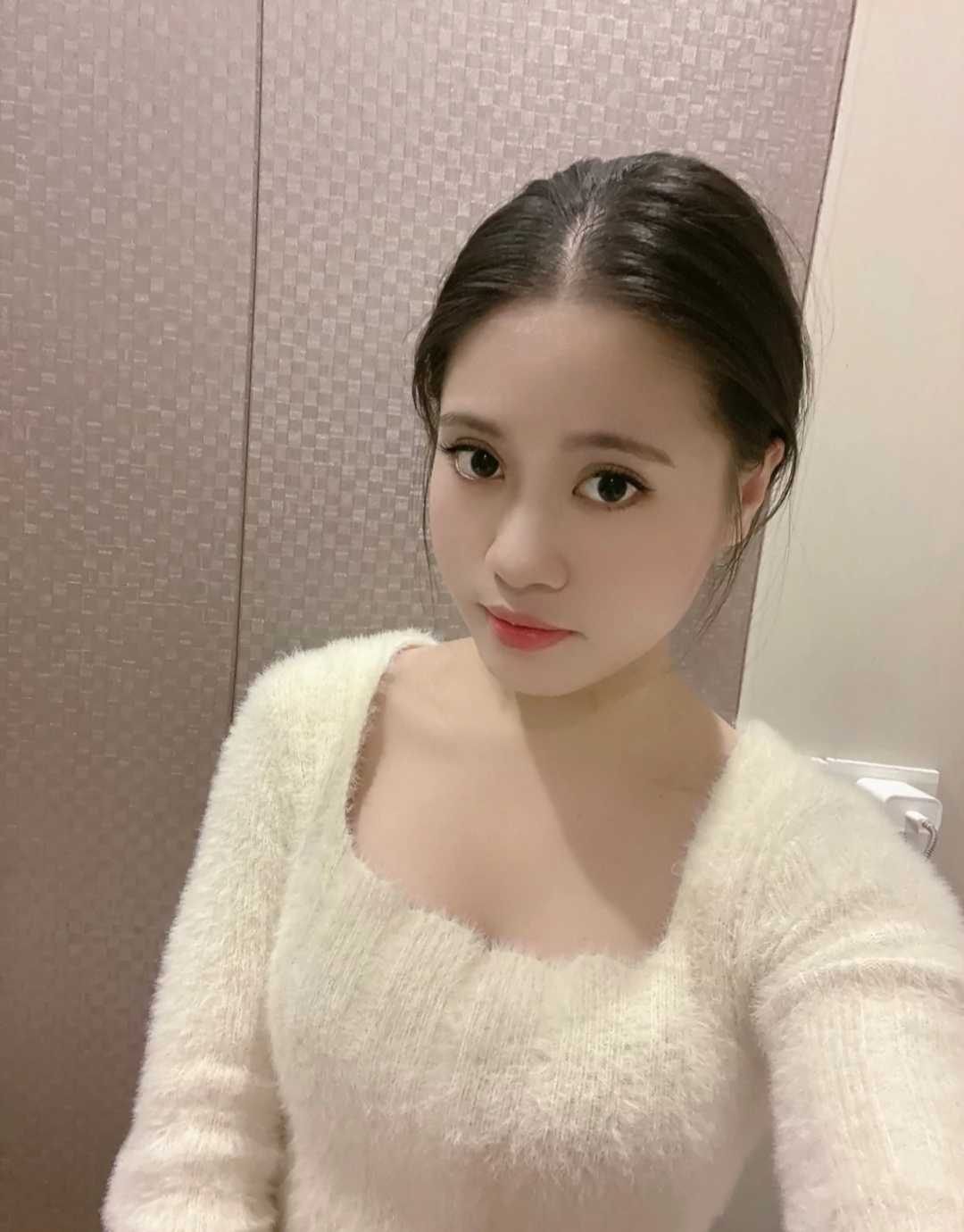 温柔学生小嫩妹